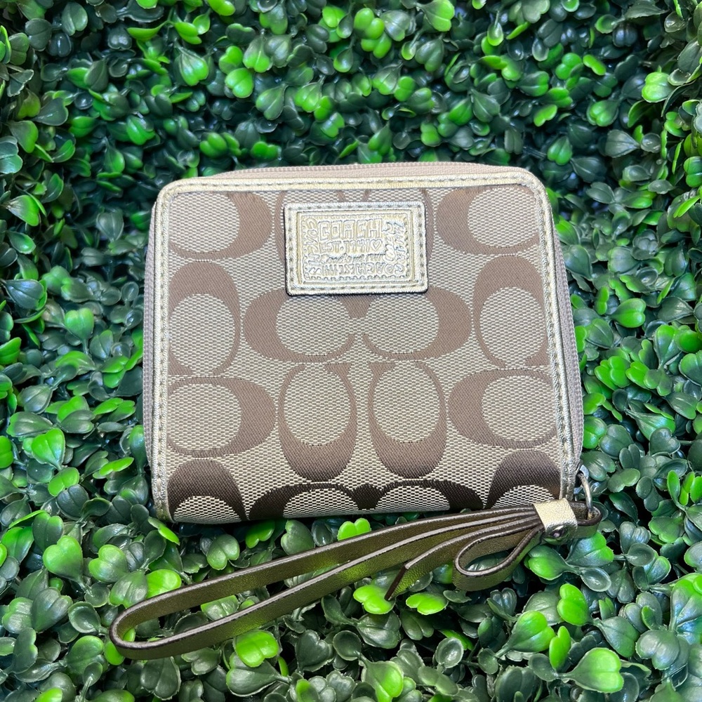 Coach wallet